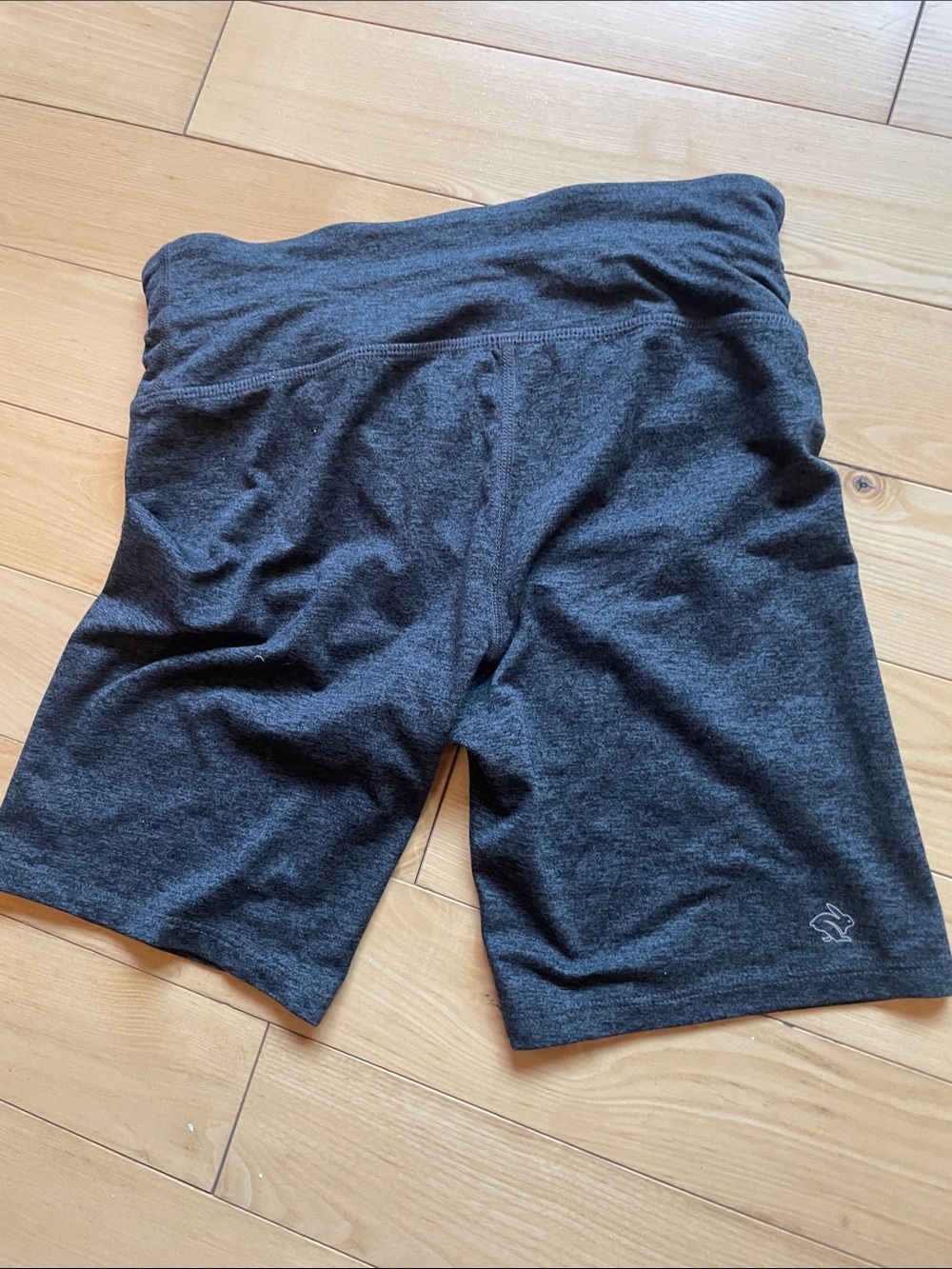 Rabbit EZ 7” Women's Charcoal Bike Shorts Small - Picture 2 of 3